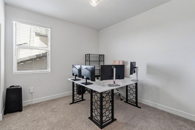 398 Atlantica Drive S, Madera, CA 93636