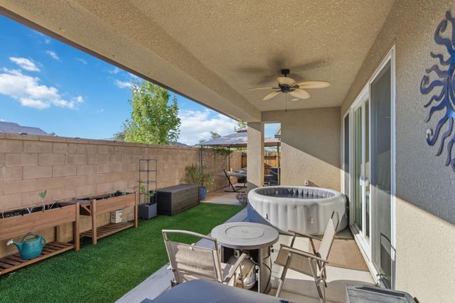 398 Atlantica Drive S, Madera, CA 93636