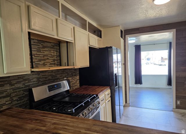 275 W 200 N, Vernal, UT 84078