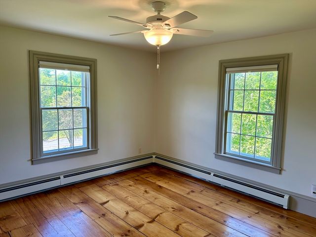 831 Lexington Rd, Concord, MA 01742