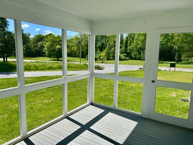 831 Lexington Rd, Concord, MA 01742