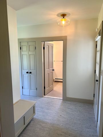 831 Lexington Rd, Concord, MA 01742