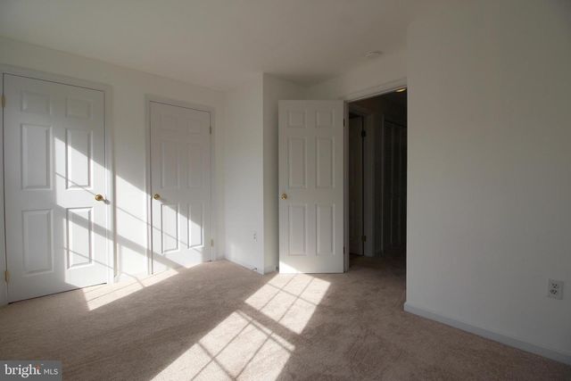 7831 GUM SPRINGS VILLAGE DR, Alexandria, VA 22306