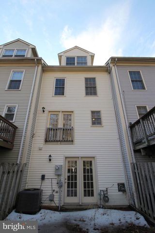 7831 GUM SPRINGS VILLAGE DR, Alexandria, VA 22306