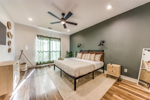 1116 Muncie Avenue, Dallas, TX 75212