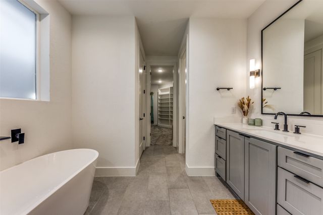 1116 Muncie Avenue, Dallas, TX 75212