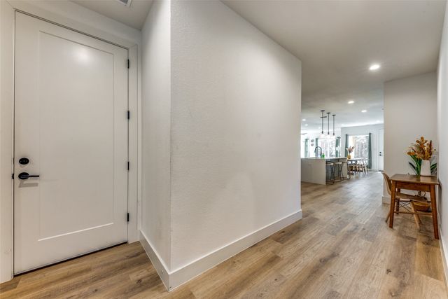 1116 Muncie Avenue, Dallas, TX 75212