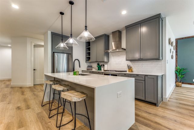 1116 Muncie Avenue, Dallas, TX 75212