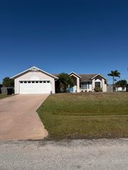 183 SW Hide Place, Port St. Lucie, Port St Lucie, FL 34953