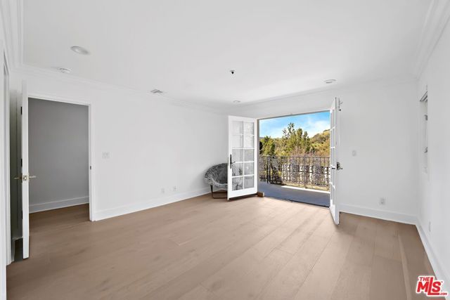 2387 Stratford Circle, Los Angeles, CA 90077