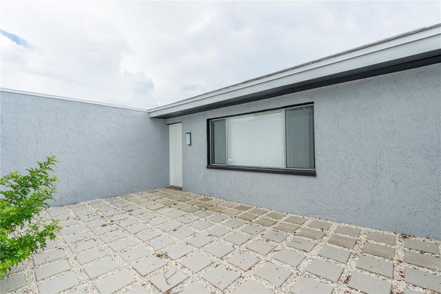 4016 GRAYTON DRIVE, New Port Richey, FL 34652