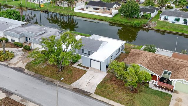 4016 GRAYTON DRIVE, New Port Richey, FL 34652