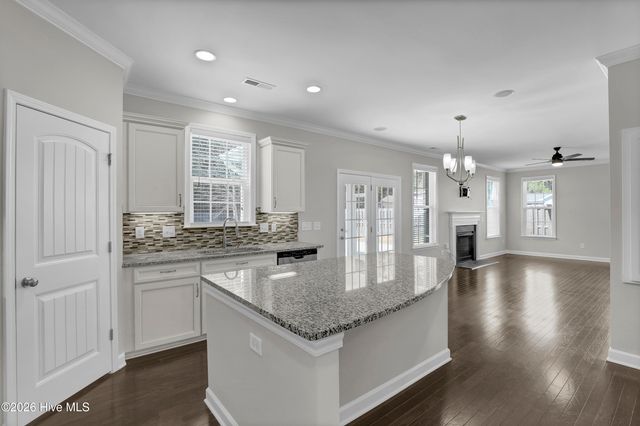 85 Waldorf Way, Hampstead, NC 28443