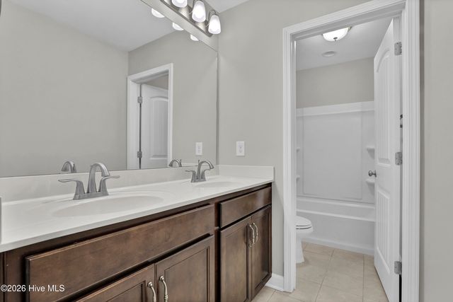 85 Waldorf Way, Hampstead, NC 28443