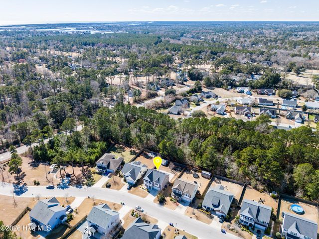 85 Waldorf Way, Hampstead, NC 28443