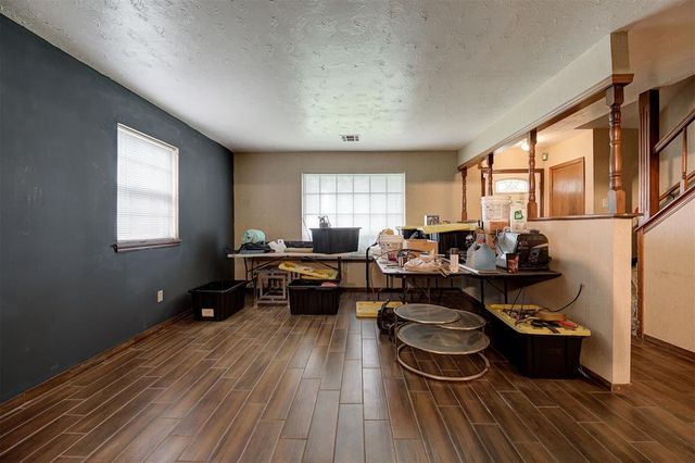 3041 SW 61st Street, Oklahoma City, OK 73159