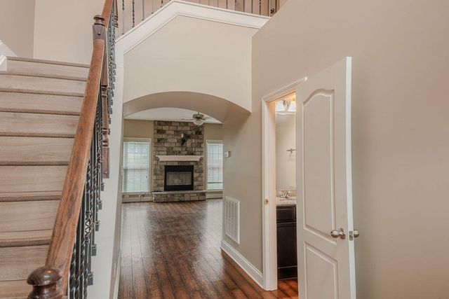 884 Sugarbush Trail, Lexington, KY 40509