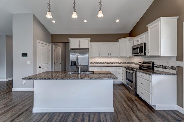 3025 OLIVE GROVE CT, Rapid City, SD 57702