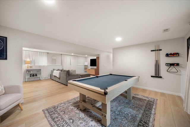 513 E Silver Pines Ct, Colbert, WA 99005