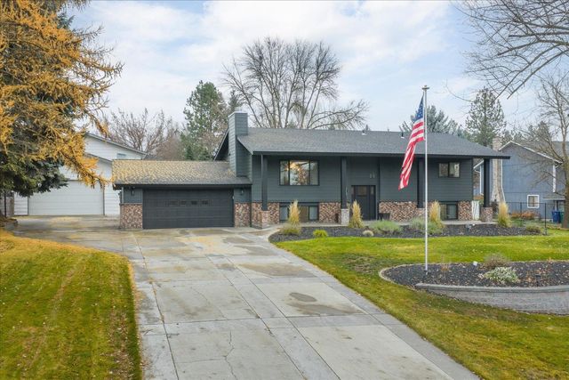 513 E Silver Pines Ct, Colbert, WA 99005