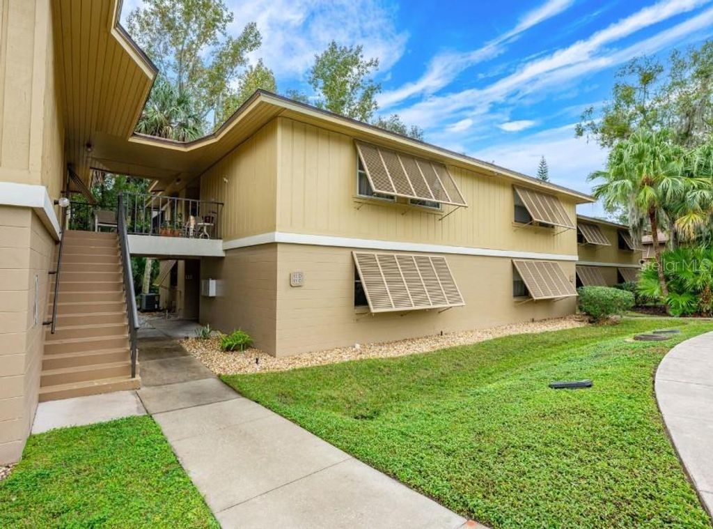 140 ORCHID WOODS COURT 15B, Deltona, FL 32725