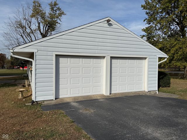 342 W County Road 250 S, Greencastle, IN 46135