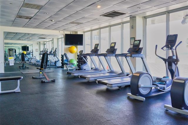 5701 Collins Ave 1705, Miami Beach, FL 33140