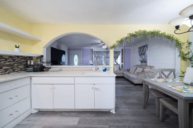 4592 S Brookhaven, Wichita, KS 67216