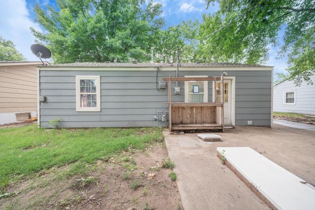 4592 S Brookhaven, Wichita, KS 67216