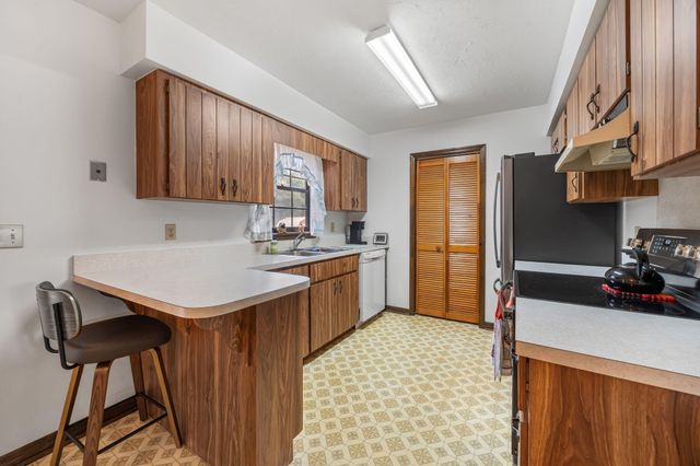 13530 53rd Court N, The Acreage, FL 33411