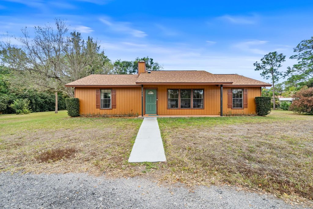 13530 53rd Court N, The Acreage, FL 33411