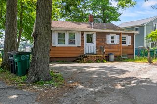 42 Taylor Point Rd., Pembroke, MA 02359
