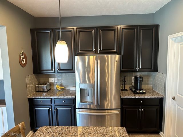 36582 Stockport Mill Drive, North Ridgeville, OH 44039