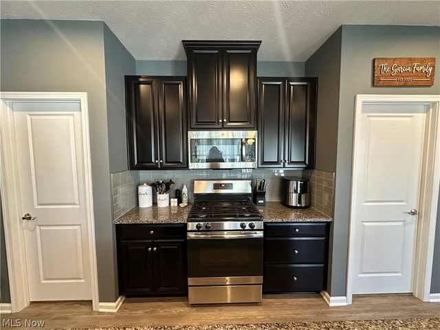 36582 Stockport Mill Drive, North Ridgeville, OH 44039