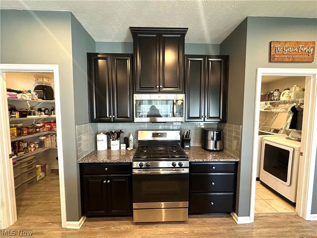 36582 Stockport Mill Drive, North Ridgeville, OH 44039