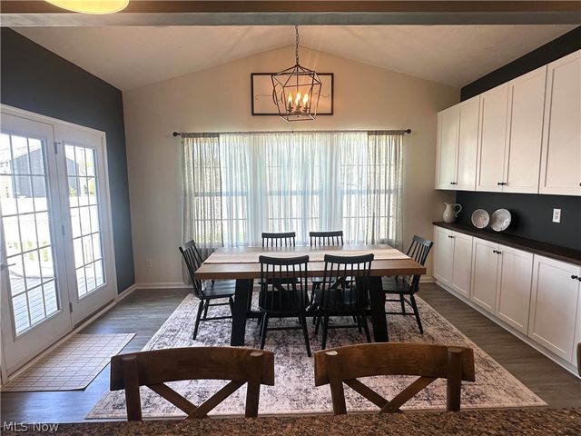 36582 Stockport Mill Drive, North Ridgeville, OH 44039