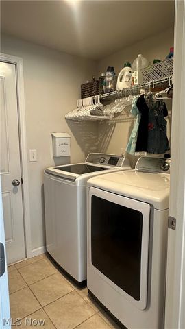 36582 Stockport Mill Drive, North Ridgeville, OH 44039