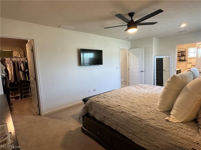36582 Stockport Mill Drive, North Ridgeville, OH 44039