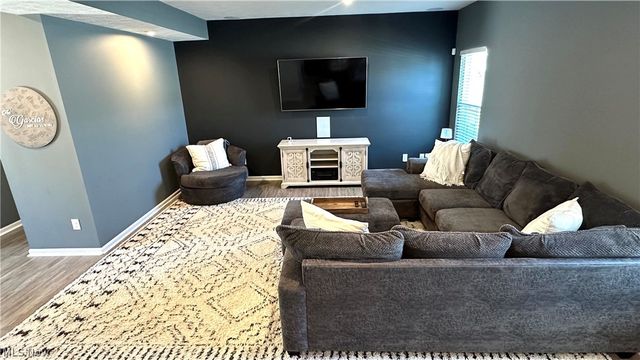 36582 Stockport Mill Drive, North Ridgeville, OH 44039