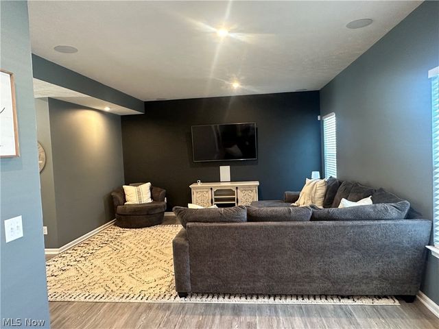 36582 Stockport Mill Drive, North Ridgeville, OH 44039