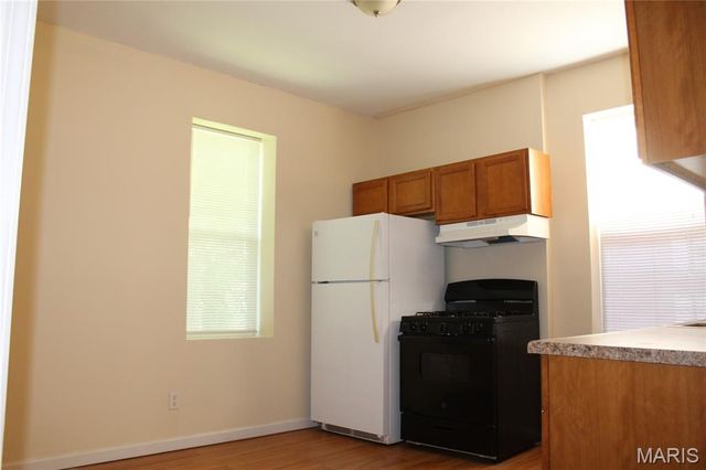 4261 Russell Boulevard, St Louis, MO 63110