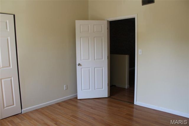 4261 Russell Boulevard, St Louis, MO 63110