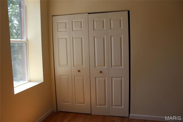 4261 Russell Boulevard, St Louis, MO 63110