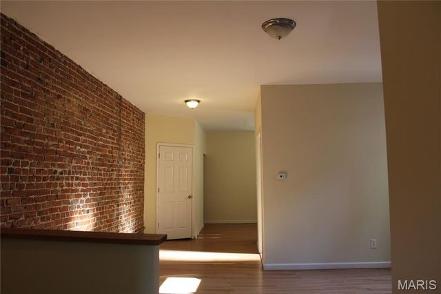 4261 Russell Boulevard, St Louis, MO 63110