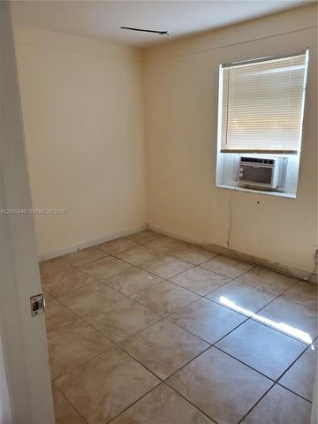 2114 Mckinley St REAR A, Hollywood, FL 33020