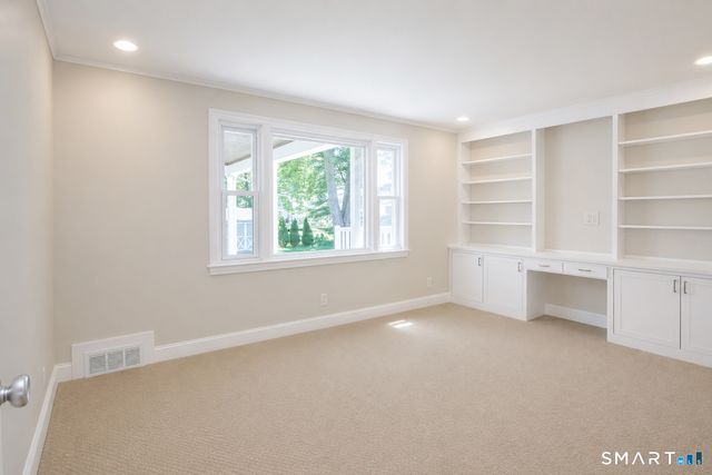 99 Iroquois Road, West Hartford, CT 06117