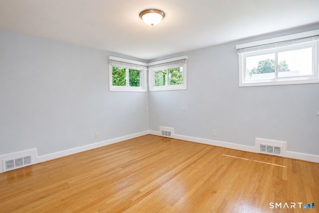 99 Iroquois Road, West Hartford, CT 06117