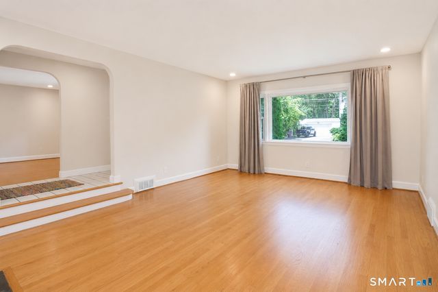 99 Iroquois Road, West Hartford, CT 06117