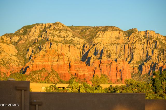 1403 VISTA MONTANA Road 56, Sedona, AZ 86336