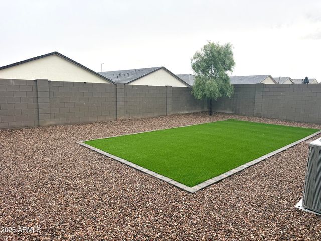 8233 W CLEMENTE Way, Florence, AZ 85132